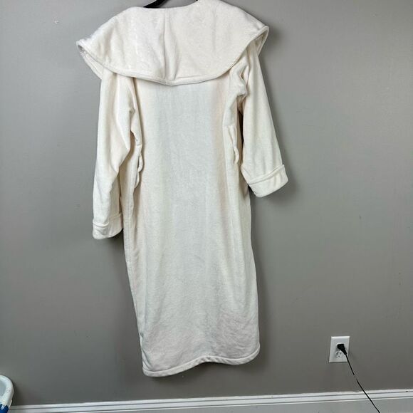Pottery Barn cream white cape shoulder fleece long floor length robe - Picture 8 of 9